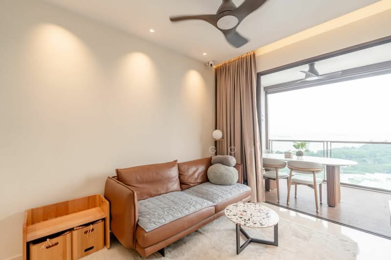 Seaside Residences, 18 Siglap Link, 3 Bedrooms, 1,087 sqft, Apartment For Sale, by Alex Goh, 500189135 - Living Room - PropertyGuru.com.sg