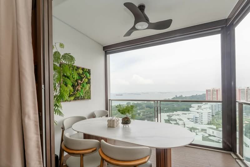Seaside Residences, 18 Siglap Link, 3 Bedrooms, 1,087 sqft, Apartment For Sale, by Alex Goh, 500189135 - Balcony - PropertyGuru.com.sg