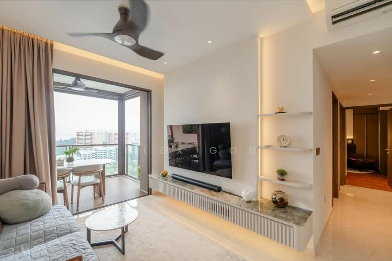 Seaside Residences, 18 Siglap Link, 3 Bedrooms, 1,087 sqft, Apartment For Sale, by Alex Goh, 500189135 - Living Room - PropertyGuru.com.sg