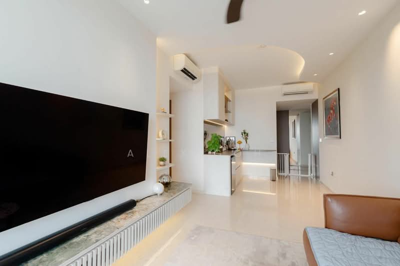 Seaside Residences, 18 Siglap Link, 3 Bedrooms, 1,087 sqft, Apartment For Sale, by Alex Goh, 500189135 - Living Room - PropertyGuru.com.sg