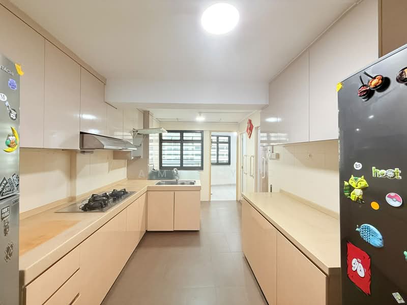 20 Telok Blangah Crescent, 20 Telok Blangah Crescent, 2 Bedrooms, 700 sqft, HDB Flat For Sale, by James Yeo, 500189139 - Kitchen - PropertyGuru.com.sg