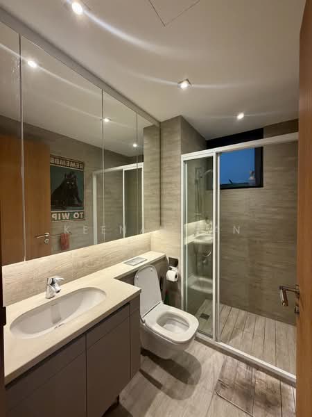 Rivercove Residences EC, 20 Anchorvale Ln, 3 Bedrooms, 1,076 sqft, Condominium For Sale, by Keenan Tan, 500189153 - Common bathroom - PropertyGuru.com.sg