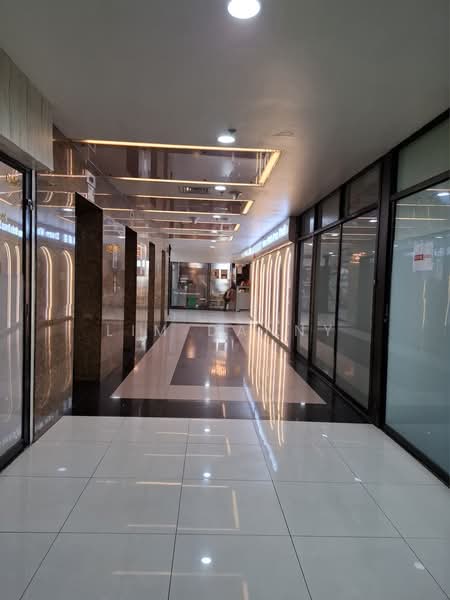 Orchard Plaza, 150 Orchard Road, 452 sqft, Other Retail For Rent, by Lim Danny, 500189167 - Corridor - CommercialGuru.com.sg