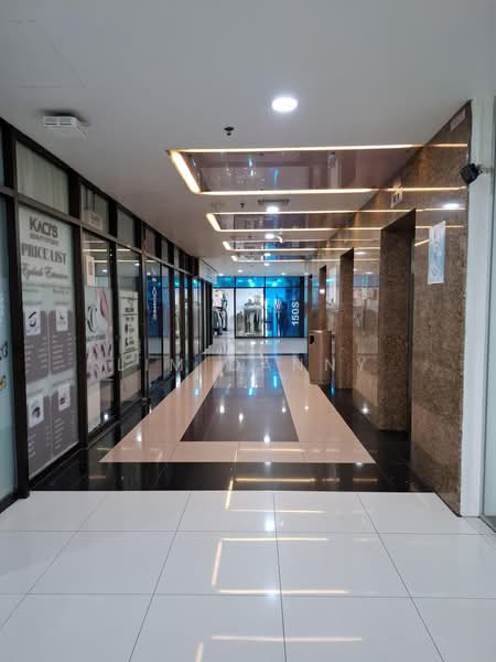 Orchard Plaza, 150 Orchard Road, Orchard / River Valley, 345 sqft, Other Retail For Rent, by Lim Danny, 500189167 - Corridor - CommercialGuru.com.sg