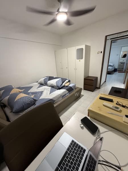 585 Ang Mo Kio Avenue 3, 585 Ang Mo Kio Avenue 3, 2 Bedrooms, 721 sqft, HDB Flat For Rent, by David Hwang, 500189168 - Bedroom - PropertyGuru.com.sg