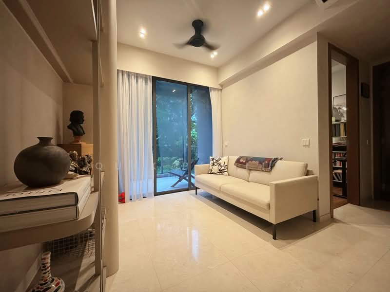 Verdale, 10 De Souza Avenue, 2 Bedrooms, 732 sqft, Condominium For Sale, by Quek Pei Lin, 500189170 - Living Room - PropertyGuru.com.sg