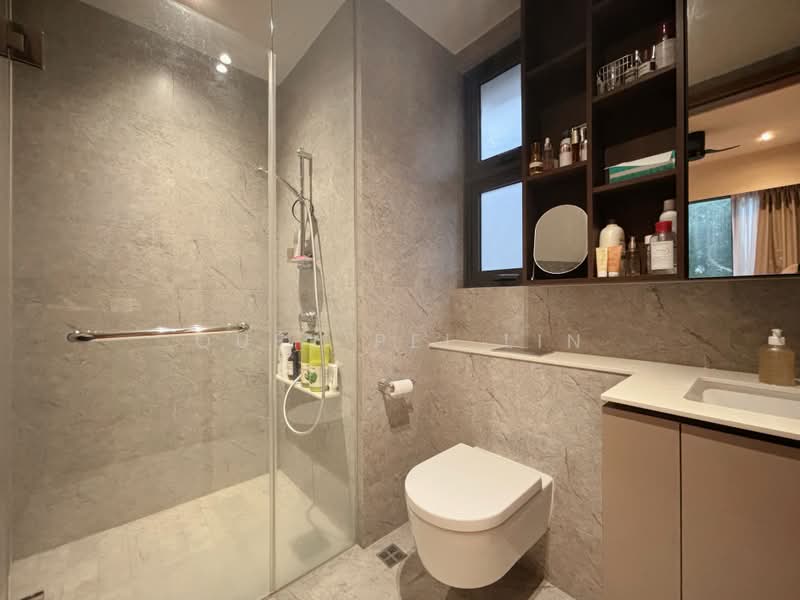 Verdale, 10 De Souza Avenue, 2 Bedrooms, 732 sqft, Condominium For Sale, by Quek Pei Lin, 500189170 - Bathroom - PropertyGuru.com.sg