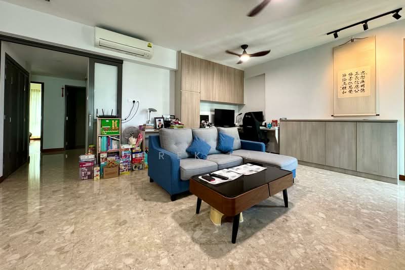 Windermere, 20 Choa Chu Kang Street 64, 3 Bedrooms, 1,431 sqft, Condominium For Sale, by Derek Tay, 500189181 - Living Room - PropertyGuru.com.sg