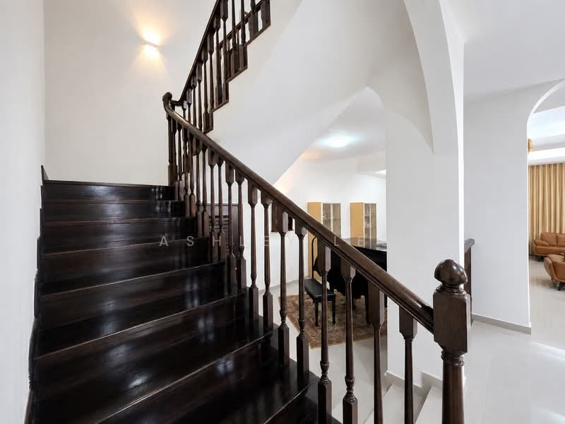 2-Storey Corner Semi-D with Detached Potential, Jln Sayang | Jln Selamat | Jln Senang | Jln Lapang | Jln Krian, 6 Bedrooms, 2,800 sqft, Semi-Detached House For Sale, by Ashley Lee, 500189188 - Staircase - PropertyGuru.com.sg