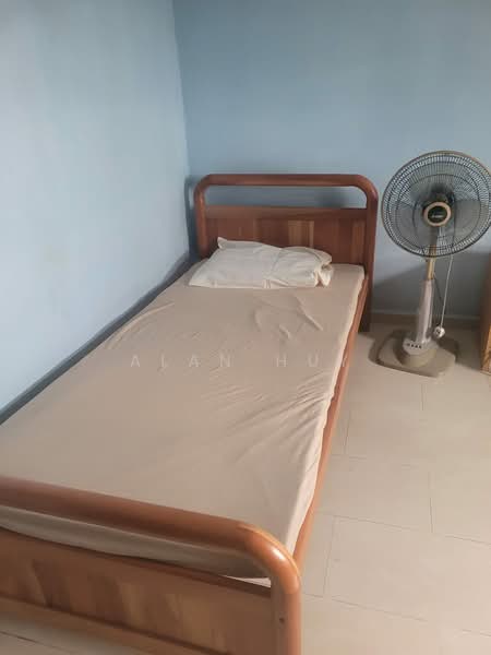 538 Jurong West Avenue 1, 538 Jurong West Avenue 1, Room Rental, 200 sqft, HDB Flat For Rent, by Alan Huy, 500189220 - Bedroom - PropertyGuru.com.sg