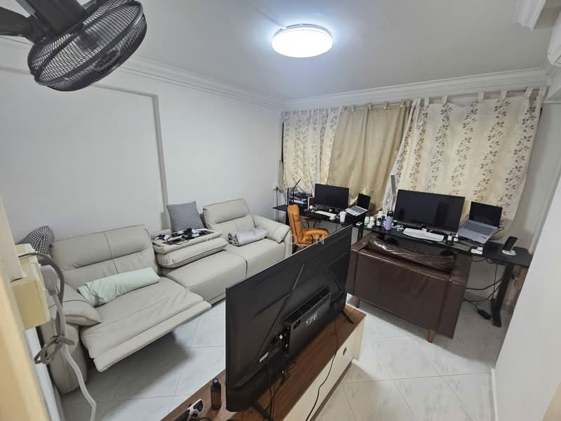 435 Hougang Avenue 8, 435 Hougang Avenue 8, 3 Bedrooms, 1,130 sqft, HDB Flat For Rent, by Samson ., 500189229 - Common Room - PropertyGuru.com.sg