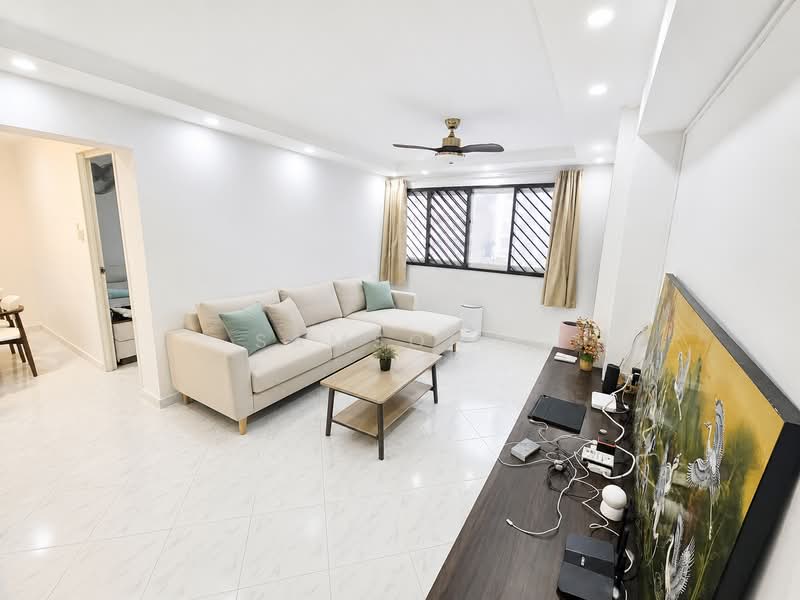 435 Hougang Avenue 8, 435 Hougang Avenue 8, 3 Bedrooms, 1,130 sqft, HDB Flat For Rent, by Samson ., 500189229 - Living Room - PropertyGuru.com.sg