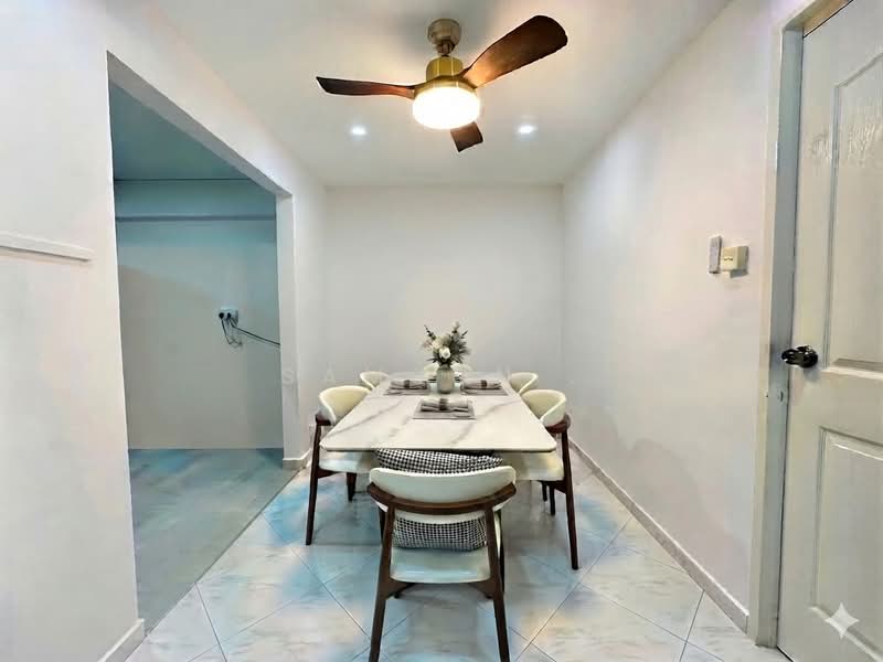 435 Hougang Avenue 8, 435 Hougang Avenue 8, 3 Bedrooms, 1,130 sqft, HDB Flat For Rent, by Samson ., 500189229 - Dining Room - PropertyGuru.com.sg