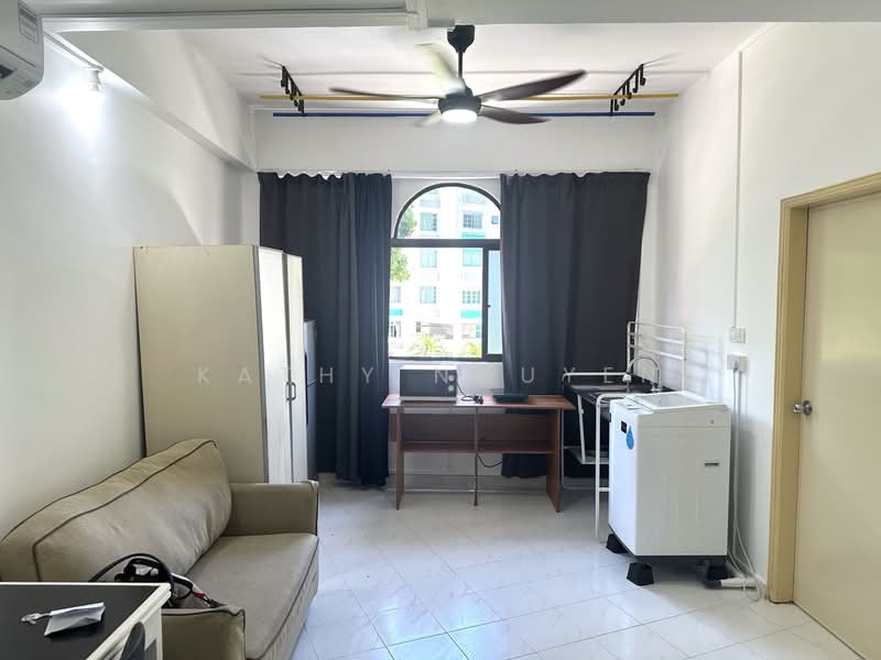 Sims 450 Centre, 450 Sims Avenue, Studio, 300 sqft, Walk-up Apartment For Rent, by Kathy Nguyen, 500189240 - Studio Unit #41 - PropertyGuru.com.sg
