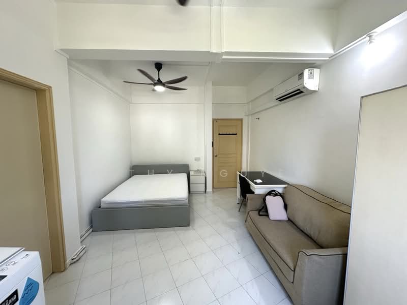 Sims 450 Centre, 450 Sims Avenue, Studio, 300 sqft, Walk-up Apartment For Rent, by Kathy Nguyen, 500189240 - Bedroom - Studio Unit #41 - PropertyGuru.com.sg