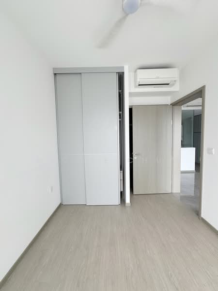 The Garden Residences, 1 Serangoon North View, 2 Bedrooms, 689 sqft, Condominium For Rent, by Nicole Chua, 500189249 - Master bedroom - PropertyGuru.com.sg