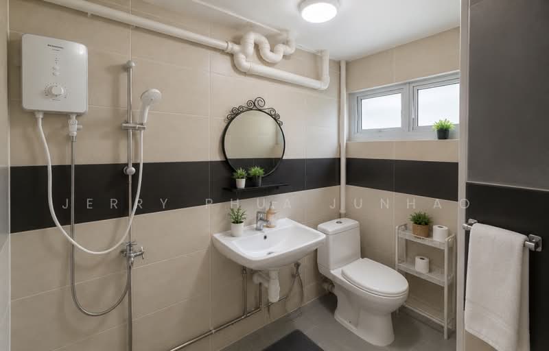 491F Tampines Street 45, 491F Tampines Street 45, 3 Bedrooms, 1,140 sqft, HDB Flat For Sale, by Jerry Phua Junhao, 500189258 - Bathroom - PropertyGuru.com.sg