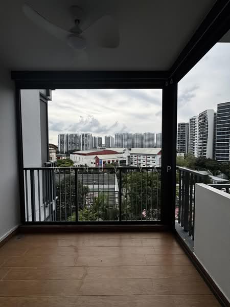 Kingsford Waterbay, 84 Upper Serangoon View, 1 Bedroom, 474 sqft, Condominium For Sale, by Wendy Yap, 500189263 - Balcony - PropertyGuru.com.sg