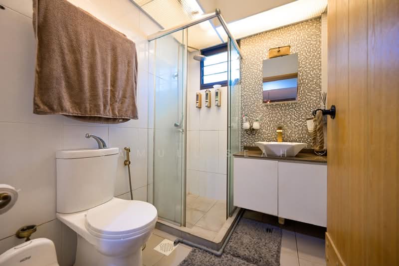 115A Alkaff Crescent, 115A Alkaff Crescent, 2 Bedrooms, 731 sqft, HDB Flat For Sale, by Samuel Seah, 500189266 - Bathroom - PropertyGuru.com.sg