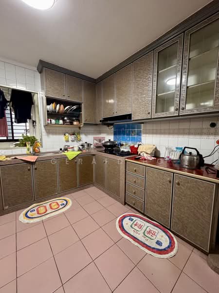 736 Jurong West Street 75, 736 Jurong West Street 75, 3 Bedrooms, 1,431 sqft, HDB Flat For Sale, by Gerald Ho, 500189286 - Kitchen - PropertyGuru.com.sg