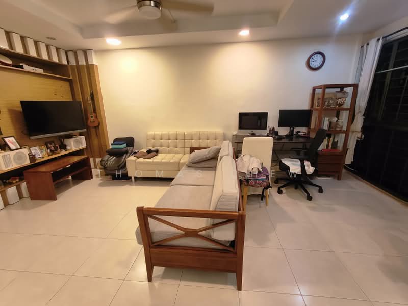 193 Rivervale Drive, 193 Rivervale Drive, 3 Bedrooms, 1,195 sqft, HDB Flat For Sale, by Thomas Chew, 500189304 - Living Room - PropertyGuru.com.sg