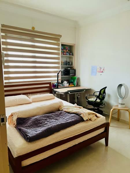193 Rivervale Drive, 193 Rivervale Drive, 3 Bedrooms, 1,195 sqft, HDB Flat For Sale, by Thomas Chew, 500189304 - Bedroom - PropertyGuru.com.sg