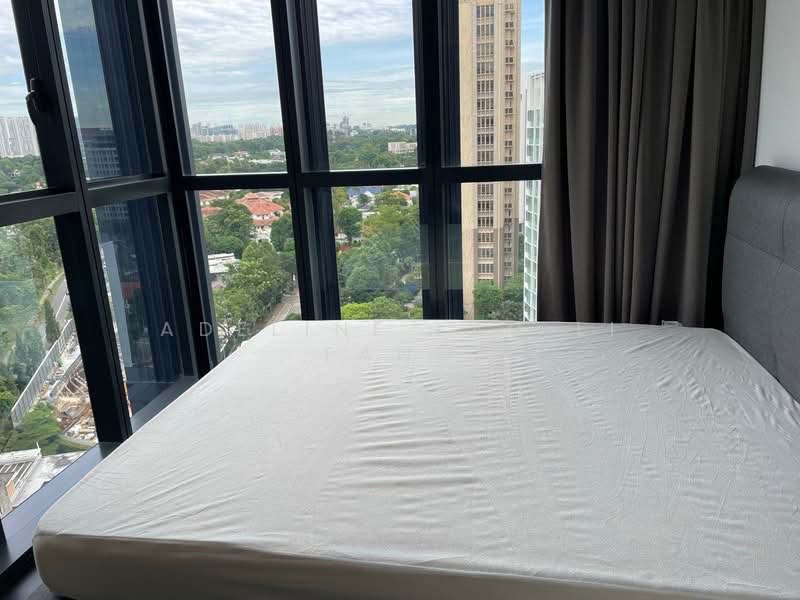 120 Grange, 120 Grange Road, 2 Bedrooms, 570 sqft, Condominium For Sale, by Adeline Lau Li Fang, 500189327 - Master bedroom - PropertyGuru.com.sg