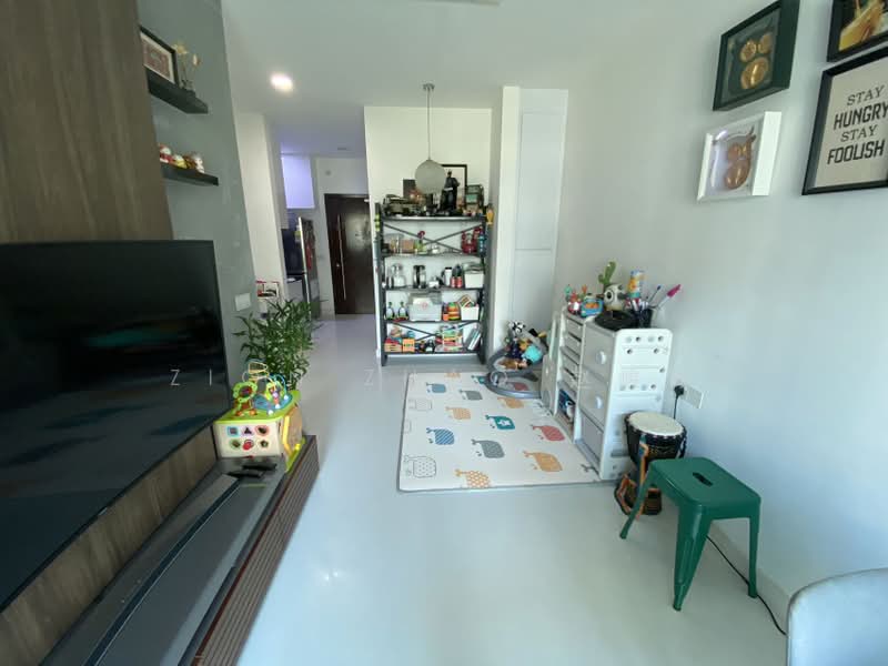 Parc Rosewood, 71 Rosewood Drive, 2 Bedrooms, 603 sqft, Condominium For Rent, by Zion Zhao 赵峻慷, 500189329 - Living Room - PropertyGuru.com.sg