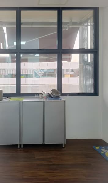 Midview City, 20 Sin Ming Lane, 1,496 sqft, Light Industrial (B1) For Rent, by Henry Guo, 500189330 - Pantry - CommercialGuru.com.sg