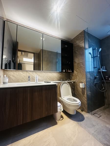 Whistler Grand, 107 West Coast Vale, 3 Bedrooms, 958 sqft, Condominium For Sale, by Joey Leong, 500189336 - Bathroom - PropertyGuru.com.sg