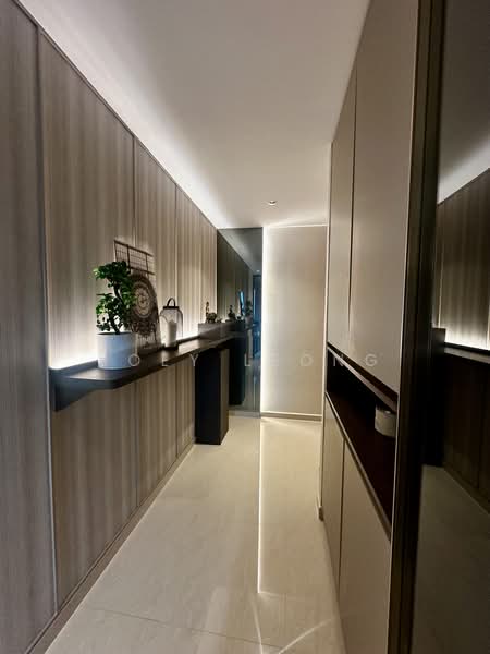 Whistler Grand, 107 West Coast Vale, 3 Bedrooms, 958 sqft, Condominium For Sale, by Joey Leong, 500189336 - Corridor - PropertyGuru.com.sg