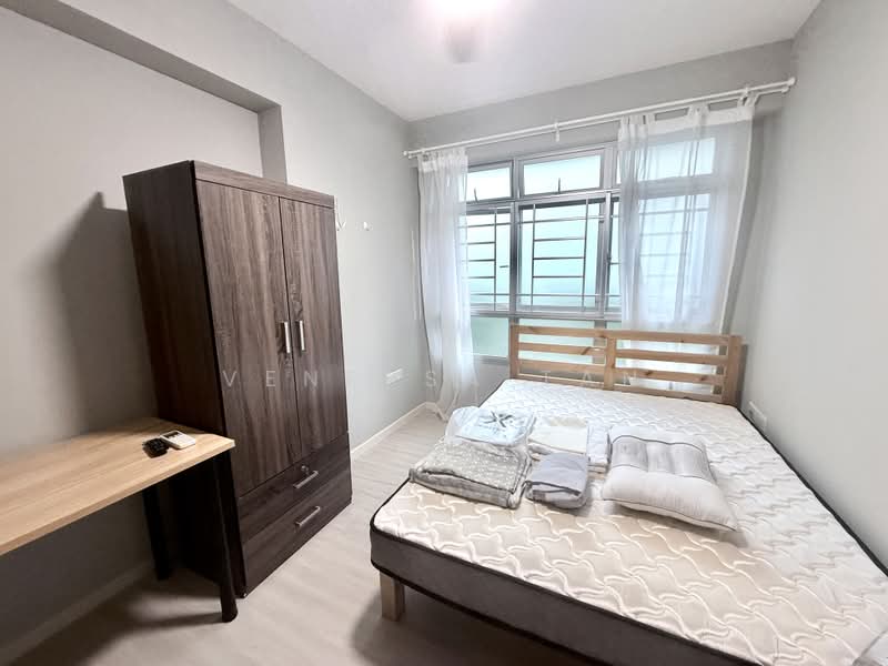 211C Compassvale Lane, 211C Compassvale Lane, 3 Bedrooms, 1,001 sqft, HDB Flat For Rent, by Venessa Tan, 500189337 - Bedroom - PropertyGuru.com.sg