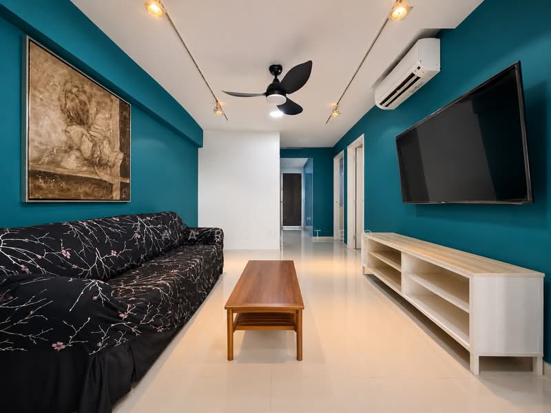 810 Tampines Avenue 4, 810 Tampines Avenue 4, 2 Bedrooms, 721 sqft, HDB Flat For Sale, by Aaron Teo, 500189341 - Living Room - PropertyGuru.com.sg