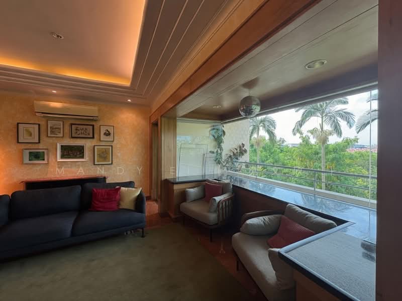 Spanish Village, 64 Farrer Road, 3 Bedrooms, 2,045 sqft, Condominium For Sale, by Mandy Ei ( 梁文欣 ), 500189344 - Living Room - PropertyGuru.com.sg