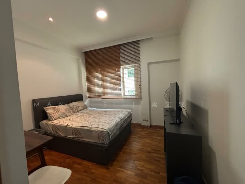 Spanish Village, 64 Farrer Road, 3 Bedrooms, 2,045 sqft, Condominium For Sale, by Mandy Ei ( 梁文欣 ), 500189344 - Bedroom - PropertyGuru.com.sg