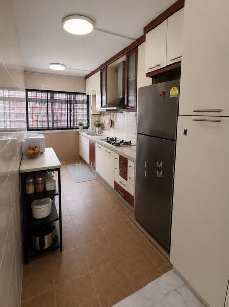 611 Elias Road, 611 Elias Road, 3 Bedrooms, 1,378 sqft, HDB Flat For Sale, by Chua Kim Yong (Kim), 500189349 - Kitchen - PropertyGuru.com.sg