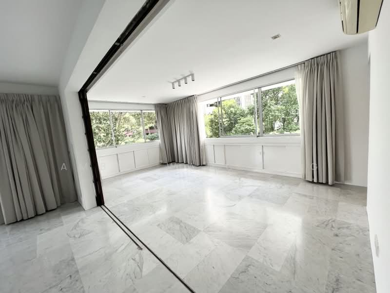 Leonie Towers, 28 Leonie Hill, 4 Bedrooms, 3,251 sqft, Condominium For Rent, by Amber Wang Ting, 500189359 - Living Room - PropertyGuru.com.sg