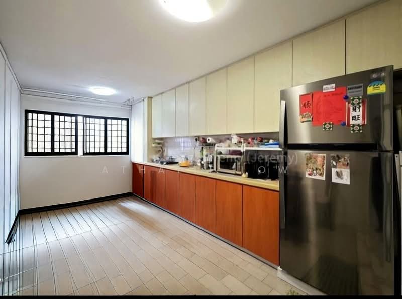 138 Bukit Batok West Avenue 6, 138 Bukit Batok West Avenue 6, 3 Bedrooms, 1,001 sqft, HDB Flat For Sale, by Athalie Low, 500189371 - Kitchen - PropertyGuru.com.sg