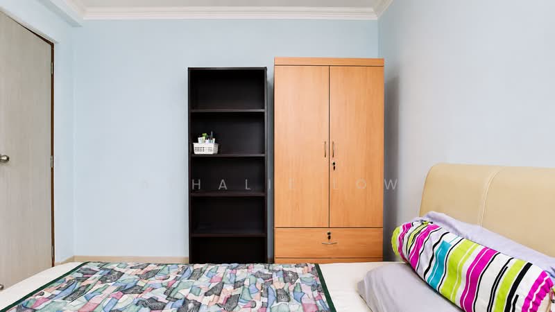 138 Bukit Batok West Avenue 6, 138 Bukit Batok West Avenue 6, 3 Bedrooms, 1,001 sqft, HDB Flat For Sale, by Athalie Low, 500189371 - Bedroom - PropertyGuru.com.sg