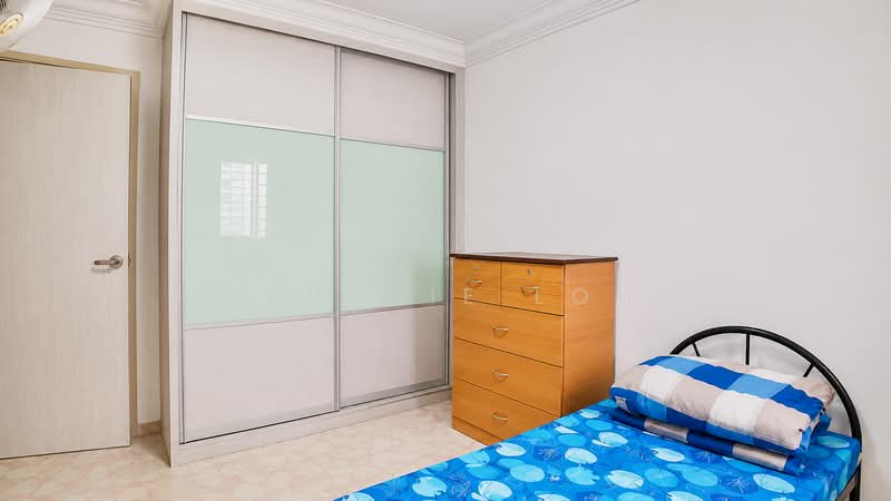 138 Bukit Batok West Avenue 6, 138 Bukit Batok West Avenue 6, 3 Bedrooms, 1,001 sqft, HDB Flat For Sale, by Athalie Low, 500189371 - Bedroom - PropertyGuru.com.sg