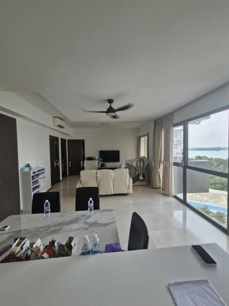 Vue 8 Residence, Pasir Ris Heights, 5 Bedrooms, 2,325 sqft, Condominium For Sale, by Ching Ching Gan, 500189379 - Living Room - PropertyGuru.com.sg