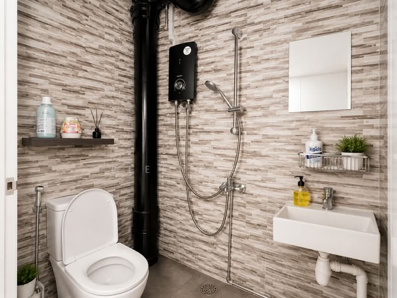 717 Bedok Reservoir Road, 717 Bedok Reservoir Road, 4 Bedrooms, 1,507 sqft, HDB Flat For Sale, by Eleen Seah, 500189389 - Service Bathroom - PropertyGuru.com.sg