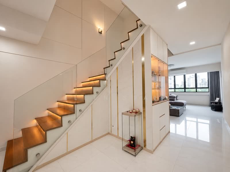 717 Bedok Reservoir Road, 717 Bedok Reservoir Road, 4 Bedrooms, 1,507 sqft, HDB Flat For Sale, by Eleen Seah, 500189389 - Beautiful Stairway to 2nd floor - PropertyGuru.com.sg