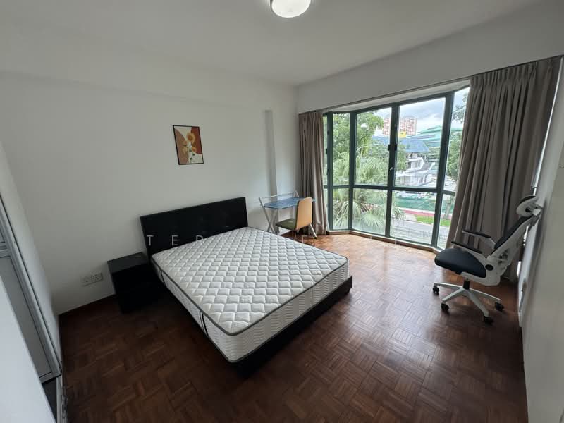 West Bay Condo, 56 West Coast Crescent, 3 Bedrooms, 1,219 sqft, Condominium For Sale, by Terence Lee, 500189391 - Bedroom - PropertyGuru.com.sg