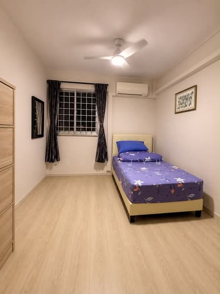 703 Yishun Avenue 5, 703 Yishun Avenue 5, Room Rental, 100 sqft, HDB Flat For Rent, by Alvin Tyh, 500189392 - Bedroom - PropertyGuru.com.sg