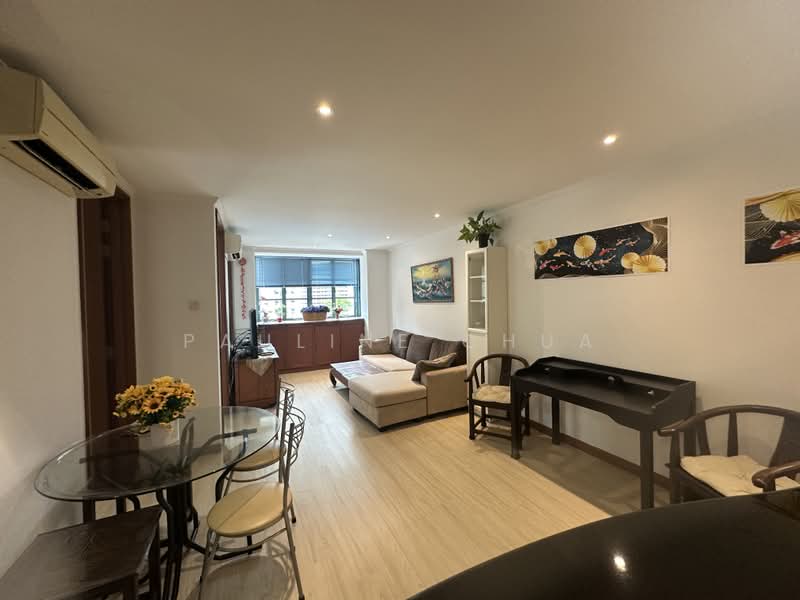 Craig Place, , 2 Bedrooms, 732 sqft, Apartment For Sale, by Pauline Chua, 500189398 - Living Room - PropertyGuru.com.sg