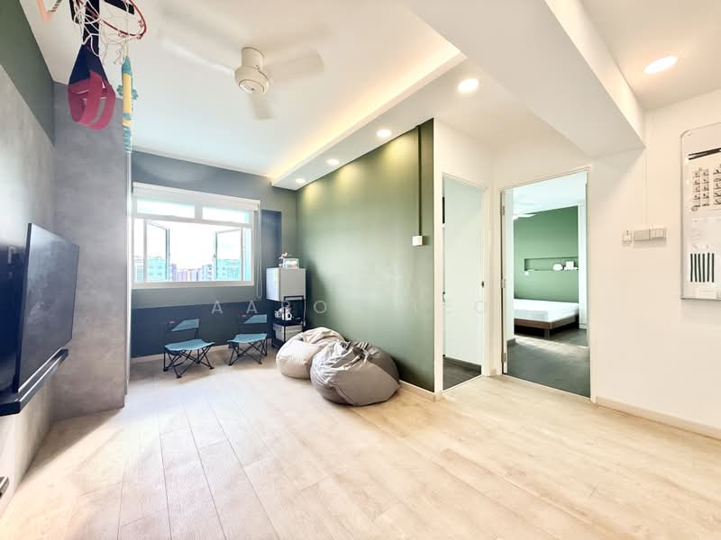 126A Edgedale Plains, 126A Edgedale Plains, 3 Bedrooms, 979 sqft, HDB Flat For Sale, by Aaron Teo, 500189412 - Living Room - PropertyGuru.com.sg