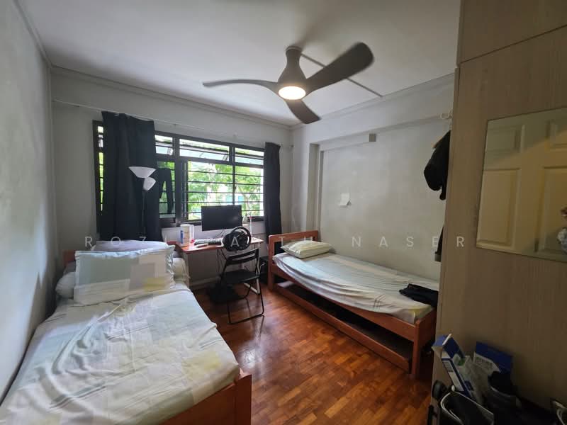 621 Woodlands Drive 52, 621 Woodlands Drive 52, 4 Bedrooms, 1,313 sqft, HDB Flat For Sale, by Rozi Faith Naser, 500189415 - Bedroom - PropertyGuru.com.sg