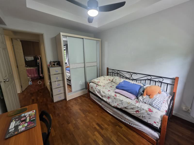 621 Woodlands Drive 52, 621 Woodlands Drive 52, 4 Bedrooms, 1,313 sqft, HDB Flat For Sale, by Rozi Faith Naser, 500189415 - Bedroom - PropertyGuru.com.sg