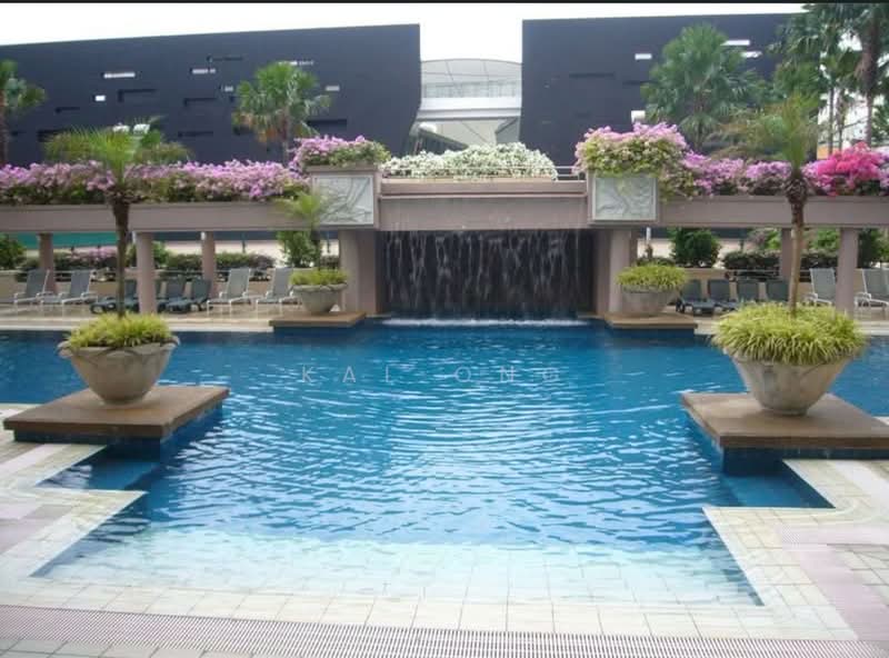 Burlington Square, 175 Bencoolen Street, 1 Bedroom, 667 sqft, Apartment For Rent, by Kal Ong, 500189418 - Pool - PropertyGuru.com.sg